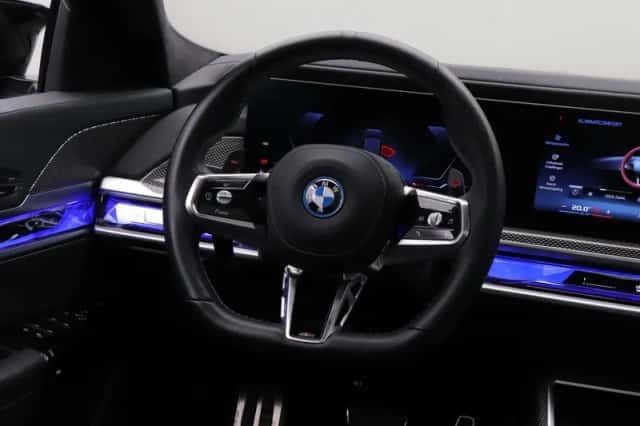 BMW 7-Serie (2024) thumbnail 19