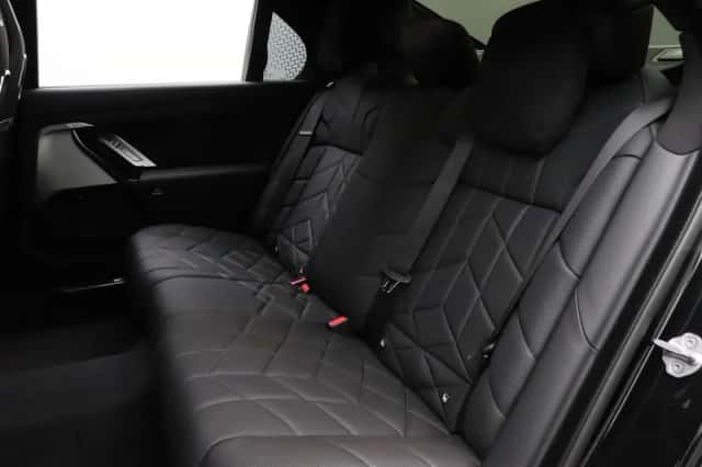 BMW 7-Serie (2024) thumbnail 20