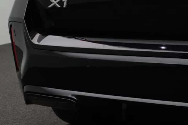 BMW X1 (2025) thumbnail 6