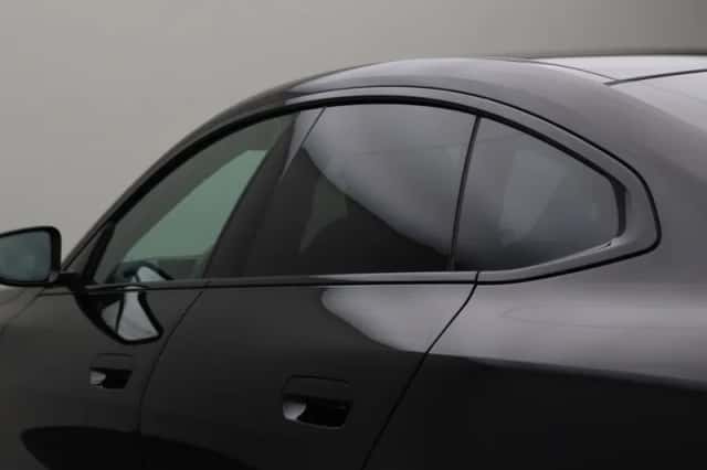 BMW i4 (2025) thumbnail 3