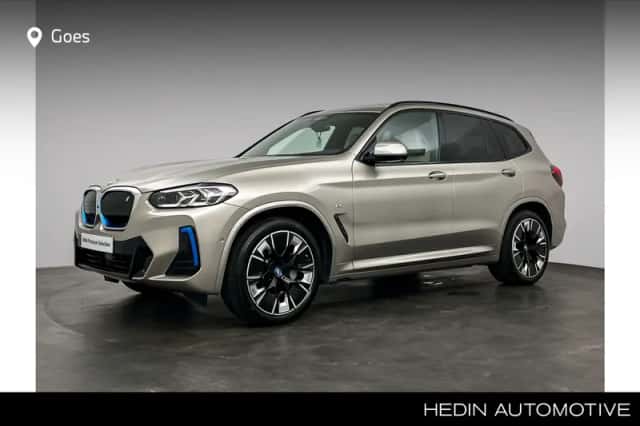 BMW iX3 (2024) thumbnail 1