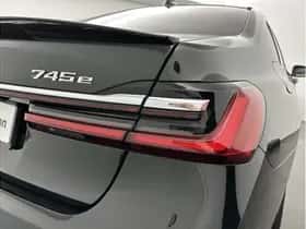 BMW 7-Serie (2019) thumbnail 32