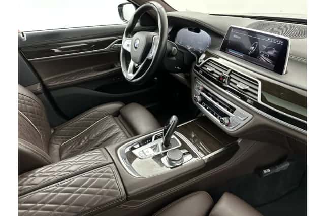 BMW 7-Serie (2019) thumbnail 35