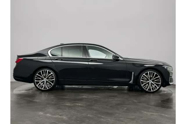 BMW 7-Serie (2019) thumbnail 7