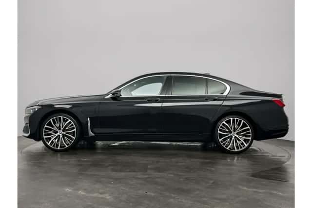 BMW 7-Serie (2019) thumbnail 8