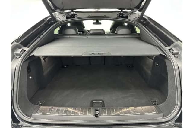 BMW X6 (2022) thumbnail 28