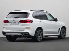 BMW X5 (2025) thumbnail 2
