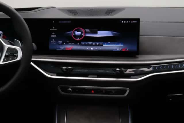 BMW X5 (2025) thumbnail 24