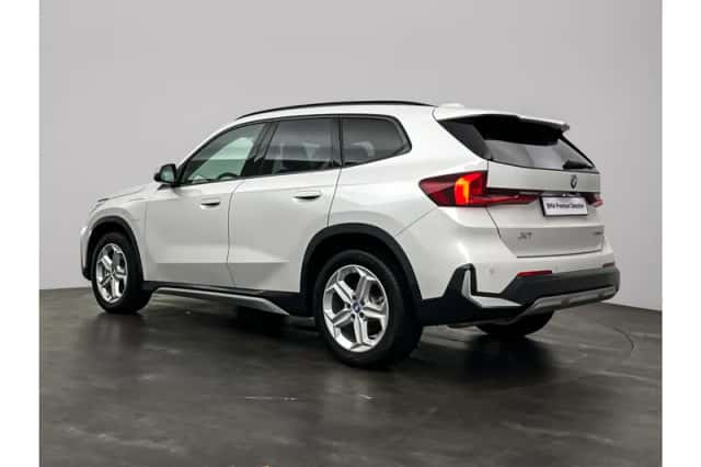 BMW X1 (2023) thumbnail 4