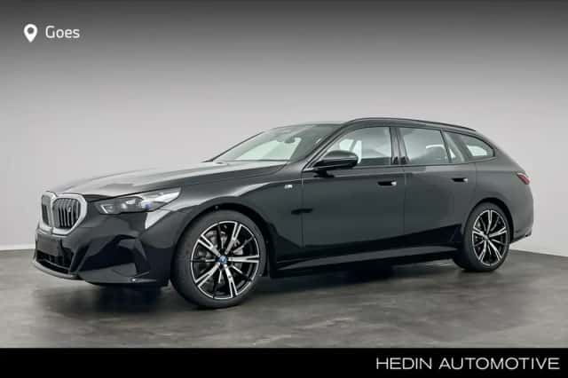 BMW i5 (2025) thumbnail 1