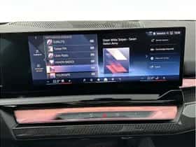 BMW i5 (2025) thumbnail 11