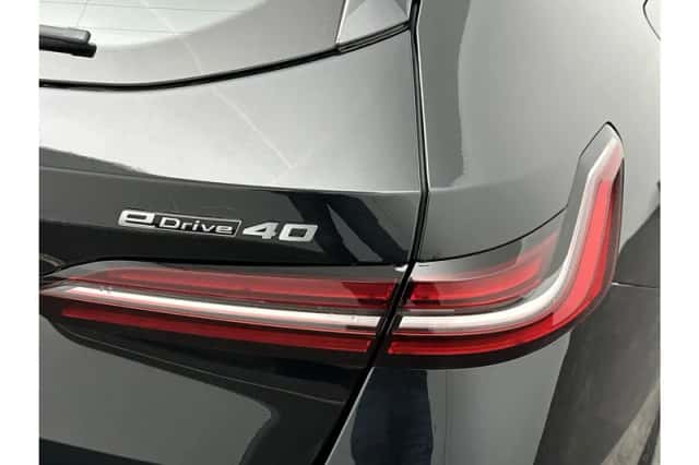 BMW i5 (2025) thumbnail 12