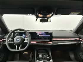 BMW i5 (2025) thumbnail 25