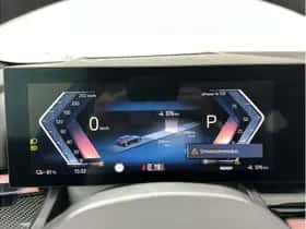BMW i5 (2025) thumbnail 10
