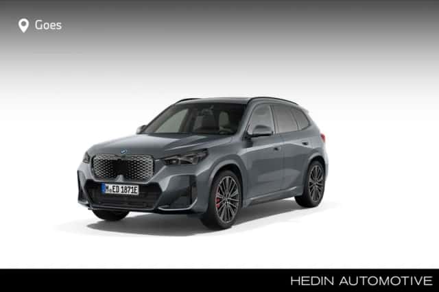 BMW iX1 (2026) thumbnail 1