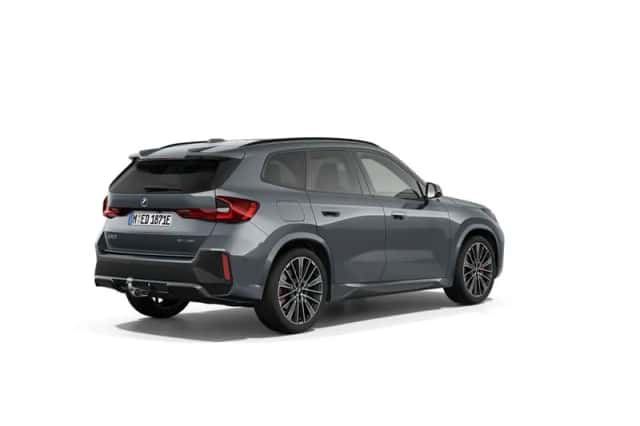 BMW iX1 (2026) thumbnail 2