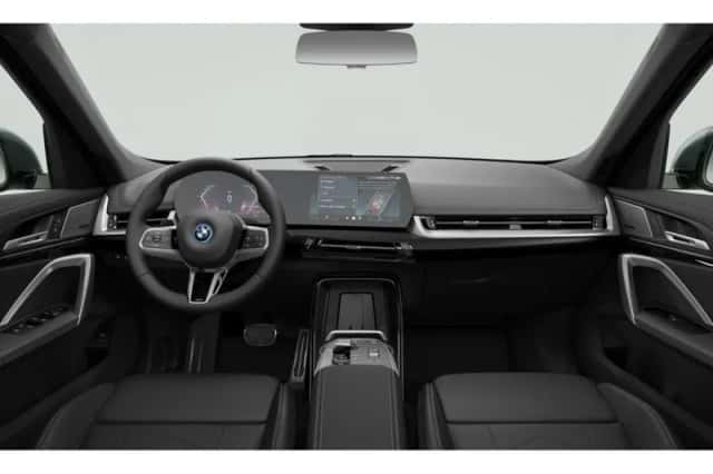 BMW iX1 (2026) thumbnail 4