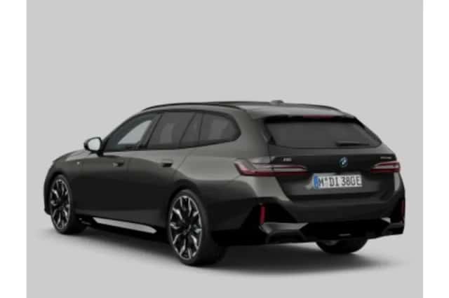 BMW i5 (2025) thumbnail 2