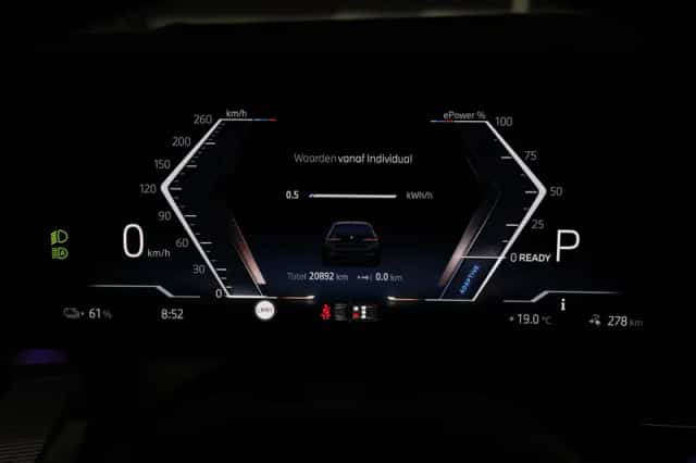BMW i5 (2025) thumbnail 3