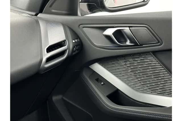 BMW 1-Serie (2025) thumbnail 16