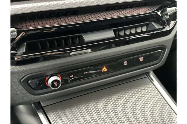 BMW 3-Serie (2026) thumbnail 16