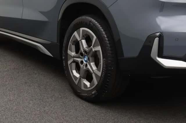 BMW X1 (2023) thumbnail 5