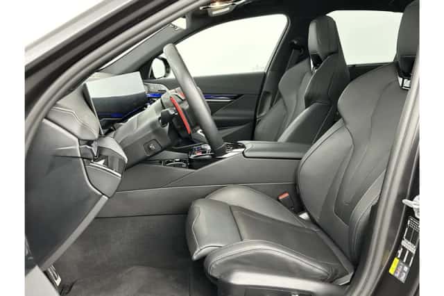 BMW M5 (2025) thumbnail 21