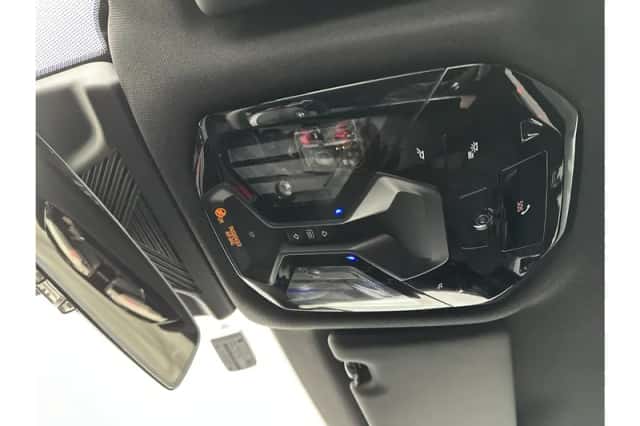 BMW M5 (2025) thumbnail 23