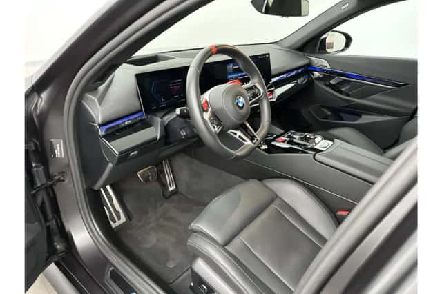 BMW M5 (2025) thumbnail 26