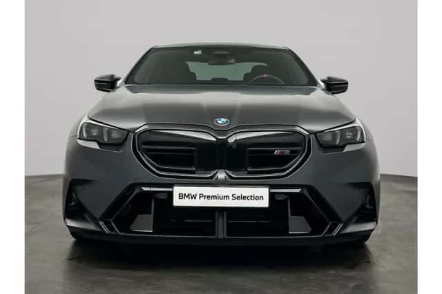 BMW M5 (2025) thumbnail 6