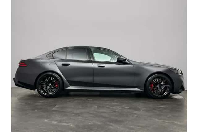 BMW M5 (2025) thumbnail 7