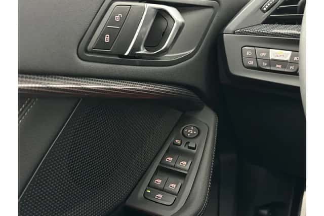 BMW 1-Serie (2024) thumbnail 15