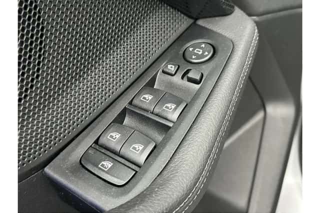 BMW 1-Serie (2024) thumbnail 36