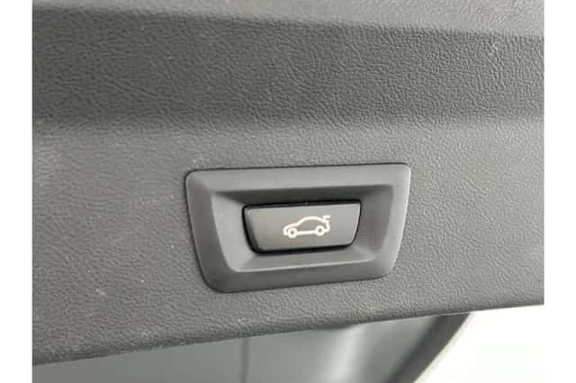 BMW X3 (2021) thumbnail 12