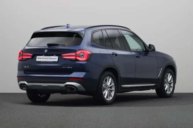 BMW X3 (2024) thumbnail 2
