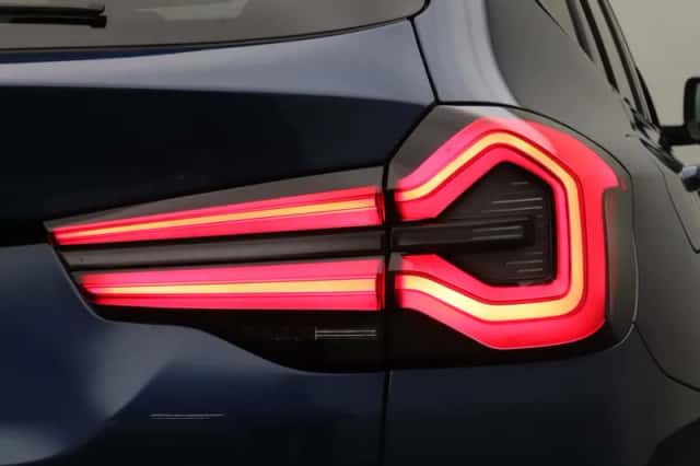 BMW X3 (2024) thumbnail 7