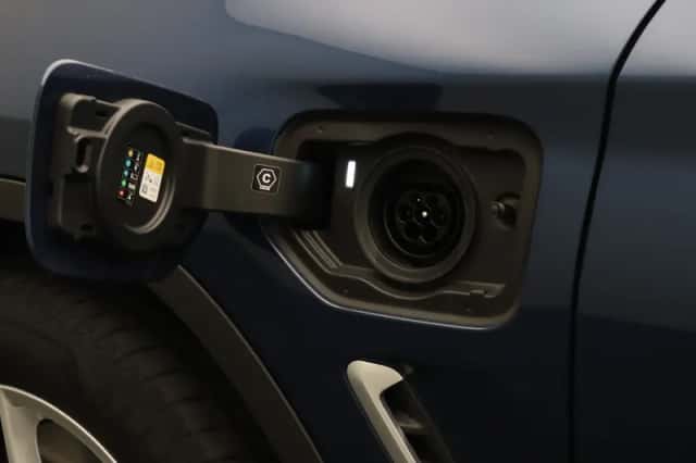 BMW X3 (2024) thumbnail 9