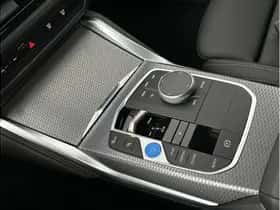 BMW i4 (2026) thumbnail 11