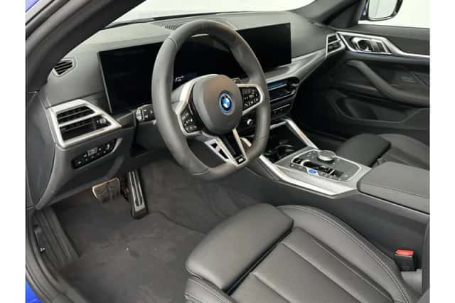 BMW i4 (2026) thumbnail 27