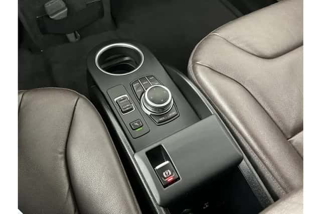BMW i3 (2022) thumbnail 18