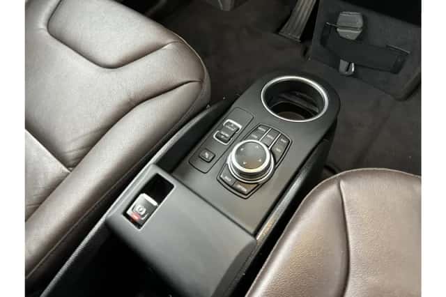 BMW i3 (2022) thumbnail 27