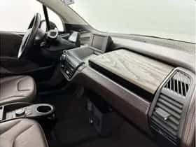 BMW i3 (2022) thumbnail 28