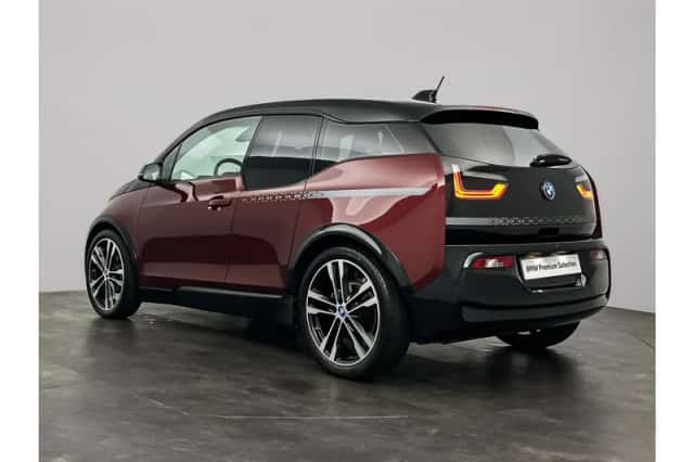 BMW i3 (2022) thumbnail 5