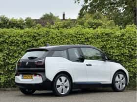 BMW i3 (2021) thumbnail 2