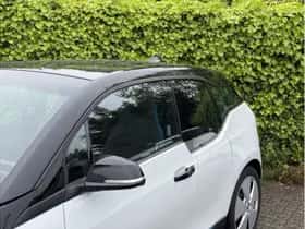 BMW i3 (2021) thumbnail 6
