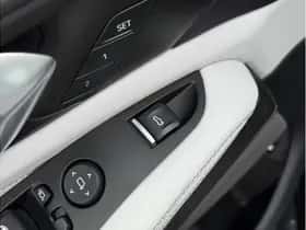 BMW X5 (2023) thumbnail 12