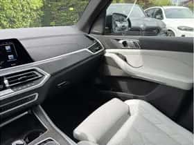 BMW X5 (2023) thumbnail 31