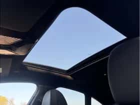 BMW i4 (2025) thumbnail 11