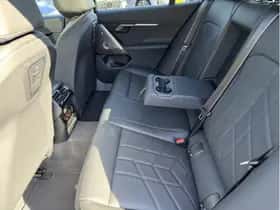 BMW i5 (2026) thumbnail 23