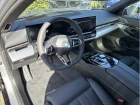 BMW i5 (2026) thumbnail 8